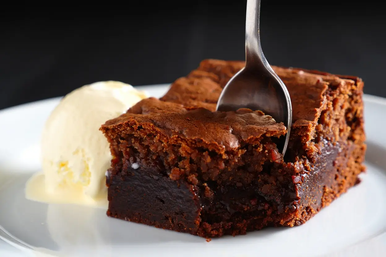 Brownie com sorvete sem glutem