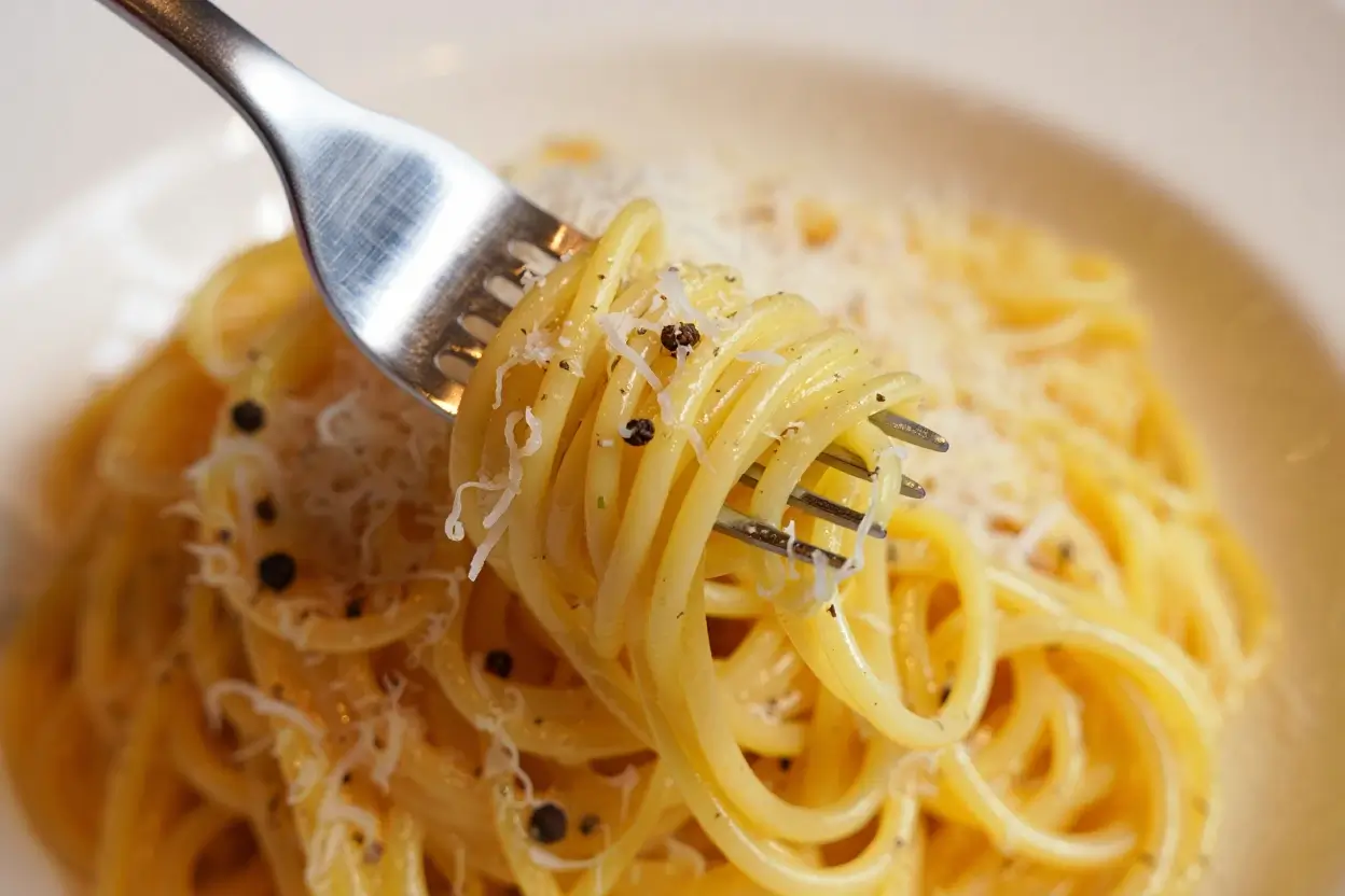 Macarrao cacio e peppe